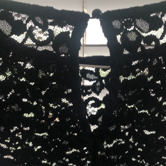 Blouse - Picture 3 of 4